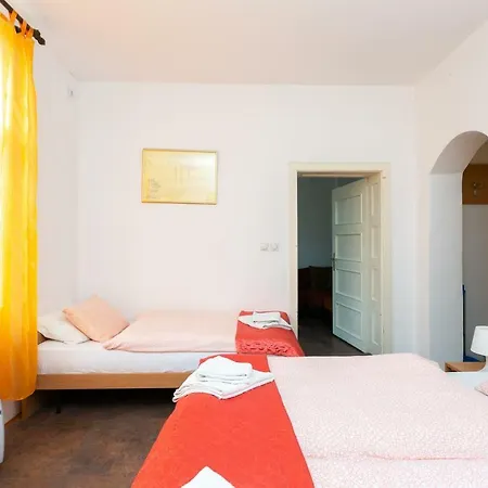 Apartment Ozren *