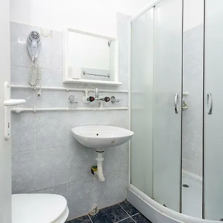 Apartment Ozren *